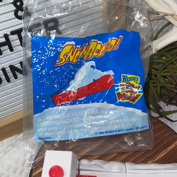 Wendy's Kids' Meal Toy 1998 Snow Board Decals! - Picture 2 of 3